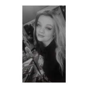 Meet your Posher, Breanna